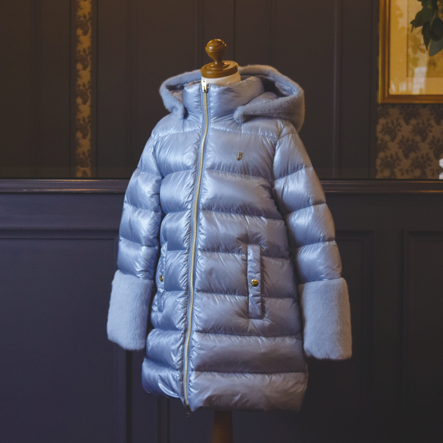 人気新品 新品 ヘルノ HERNO kids フード取り外し可 大人可 MONCLER