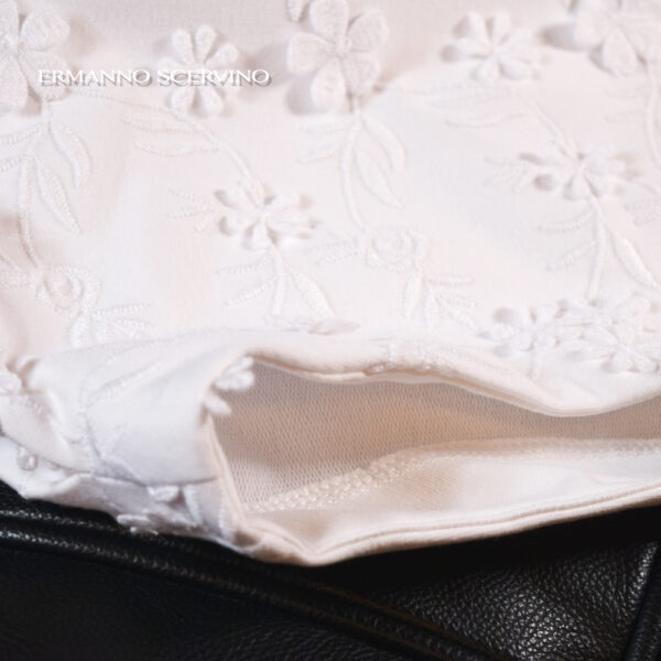 NEW】 【ERMANNO SCERVINO 】 キッズ フラワー刺繍 トップス – ma-ma